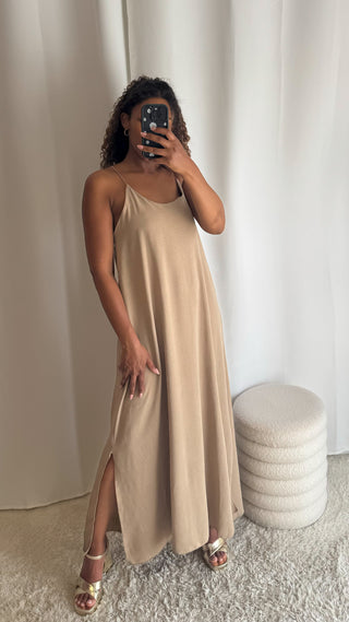 Robe Nelly (taupe) 🇮🇹