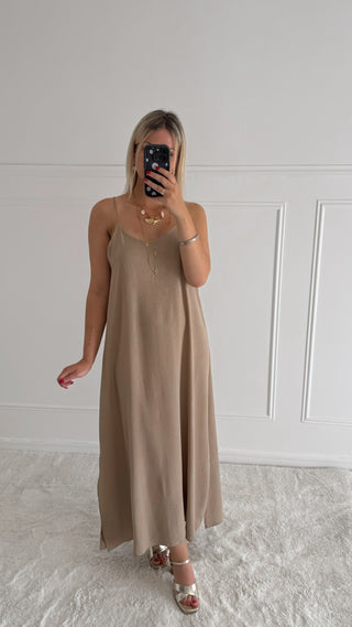 Robe Nelly (taupe) 🇮🇹
