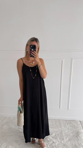 Robe Nelly (noire) 🇮🇹