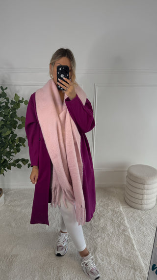 Écharpe rose pâle