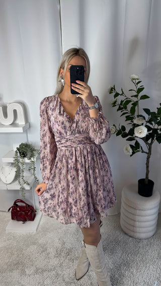 Robe Victoria