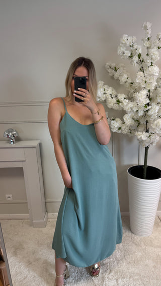 Robe Nina (vert d’eau)🇮🇹
