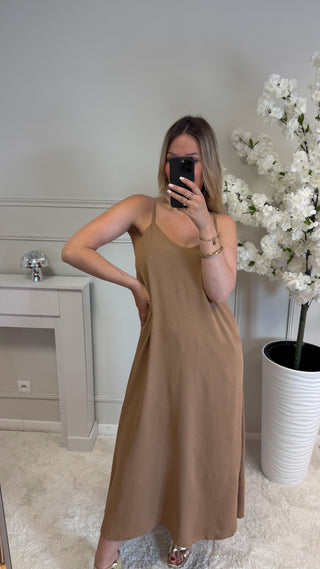 Robe Nina (camel) 🇮🇹