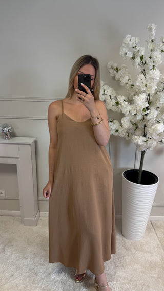Robe Nina (camel) 🇮🇹